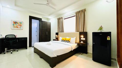 DLF Phase 3 Apartment | BluO Penthouse - DLF CyberCity, BathTub Terrace Garden #staycation
