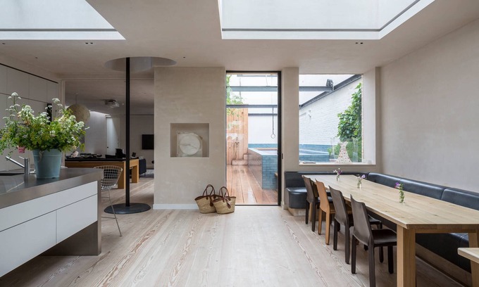 Addison Apartment | Blythe Road by onefinestay