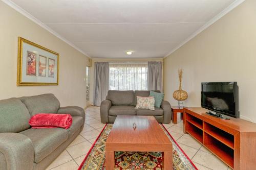 Germiston Apartment | BM Gardens