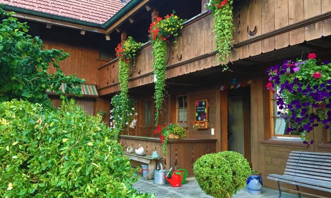 Huttwil Bed & Breakfast | BnB DeHeimelig