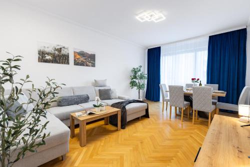 Ruzinov Apartment | BNB Polarna Escape with Balcony