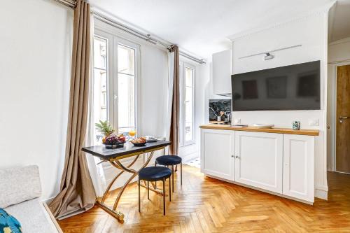 Notre-Dame-des-Champs Apartment | BnBNova - Jardin du Luxembourg - Le Bon Marché
