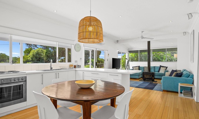 Sellicks Beach House | Boat House ~ Sellicks Beach - Charming Beach House in a Prime Position with Sellicks Sea Views ~ C21