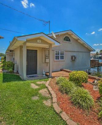 Lakeland House | Boat Launch on Lake Hamilton Cozy Cottage!