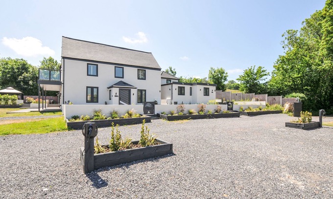 Westleigh House | BOATHYDE, pet friendly, luxury holiday cottage in Northam