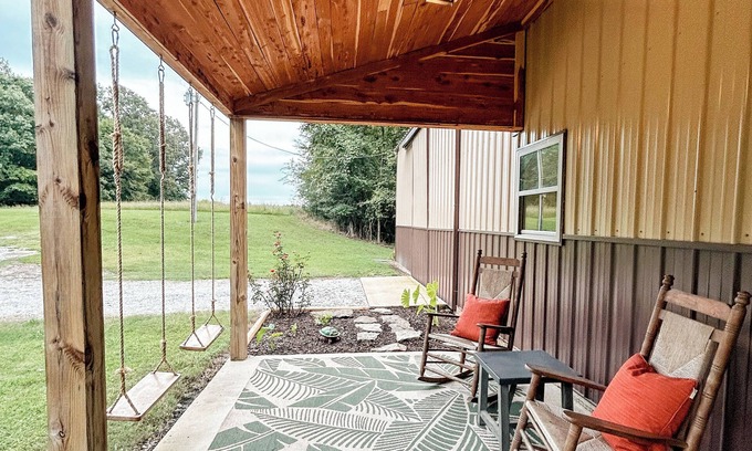 Mount Pleasant House | Bobwhite's Retreat: A peaceful country getaway!