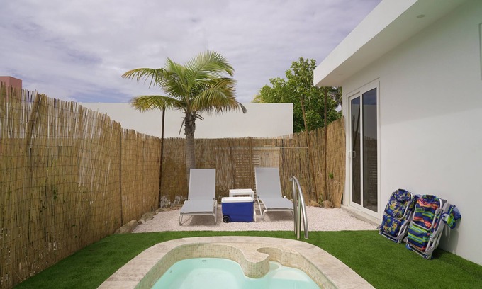 Malmok Apartment | Boca Catalina Beach 1 Bed/Kitchen Private Pool