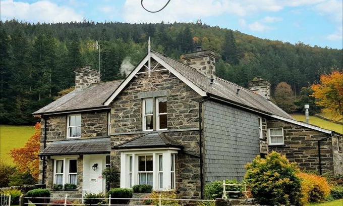 Gwynedd- Snowdonia Bed & Breakfast | Bod Gwynedd Bed and Breakfast