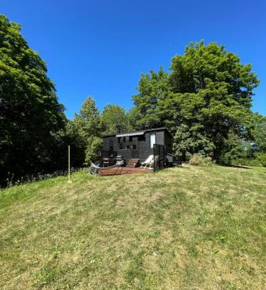 Vihti Apartment | Boheemi mökki