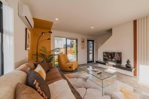 Upper Riccarton House | Bohemian Bliss in Mohua Lane - Your 4BR Haven