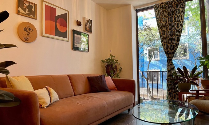 Zona Rosa Condo | Boho Apartment in Colonia Juarez CDMX