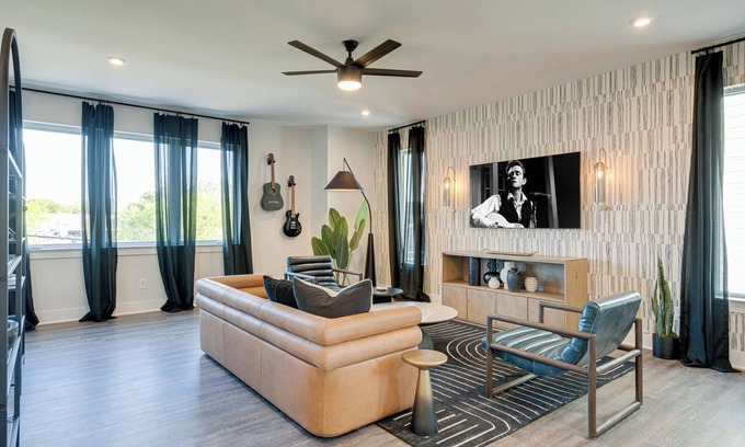 Whitebridge House | Boho Blues 5627- Sleeps 6
