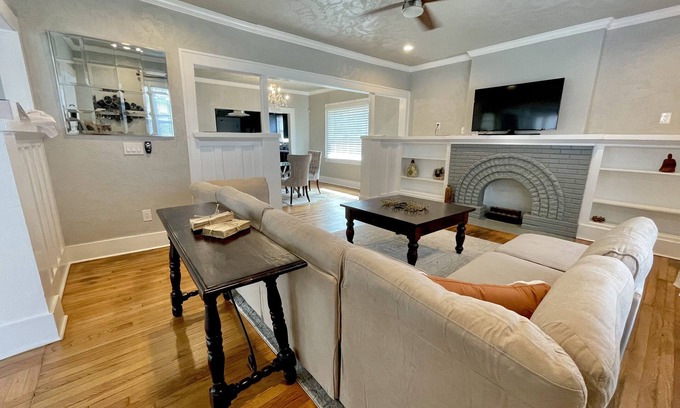 Corridor South House | Boho Bungalow in the heart of OKC