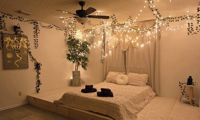 West San Antonio House | Boho home Near Lackland + SeaWorld + Kids Room