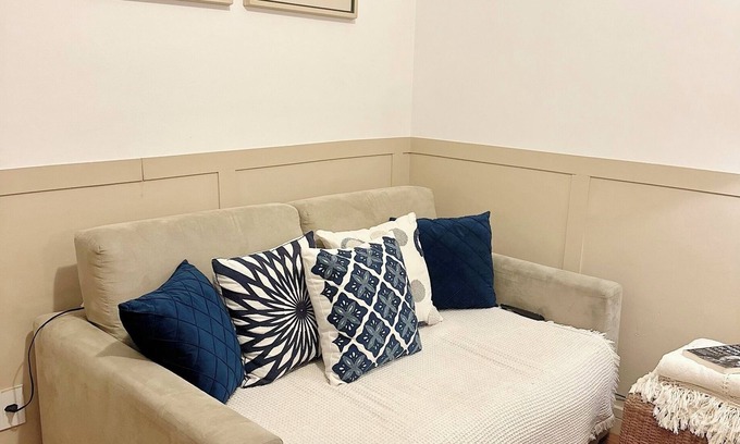 Ipanema Apartment | BOHO IS A COZY, COMPLETE APARTMENT IN THE HEART OF IPANEMA.