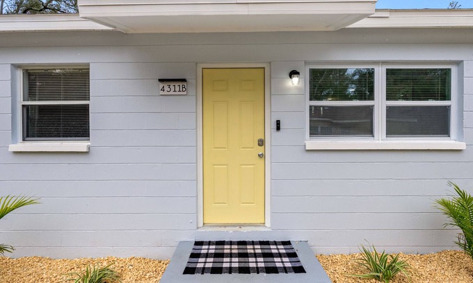 Tampa Villa | Boho- Minimalist villa