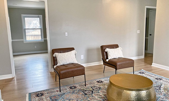 Winston - Salem House | Boho Modern Getaway - New, Clean