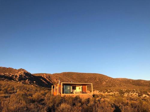 Witzenberg House | Bokmakierie Cabin, Tankwa Karoo