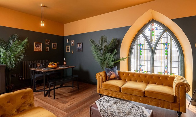 Barnard Castle Apartment | Bold 2-Bedroom Chapel Conversion Retreat