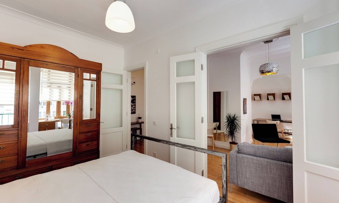 Cumhuriyet Apartment | Bomonti Residence- stylish, luxury 2 bedrooms apartment steps away from subway