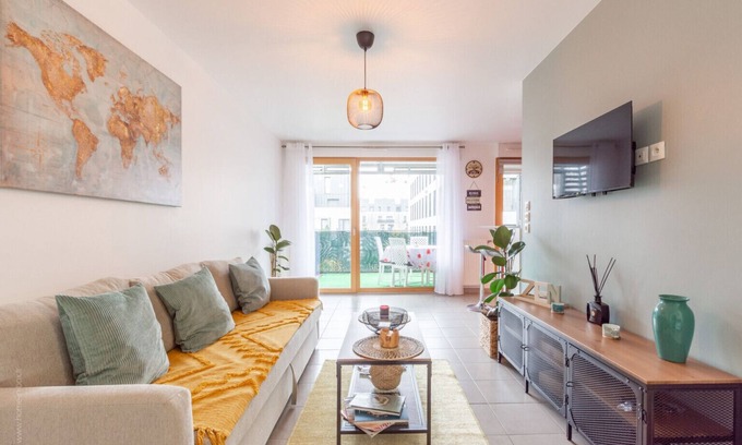 Montevrain Apartment | Bon Voyage by Plaza proche Disneyland