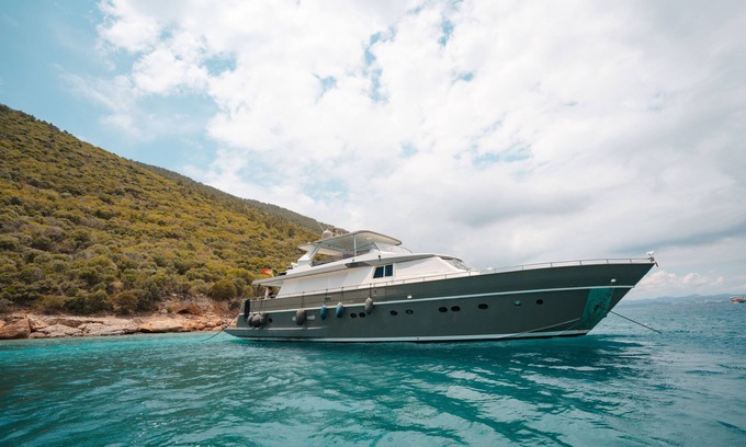Bodrum City Center Boat Rental | Bona Dea | 27m San Lorenzo Yacht – Bodrum