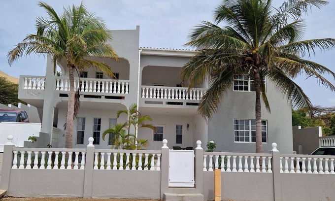 Barber Apartment | BonBista, a beautiful apartment on the authentic part of the island!