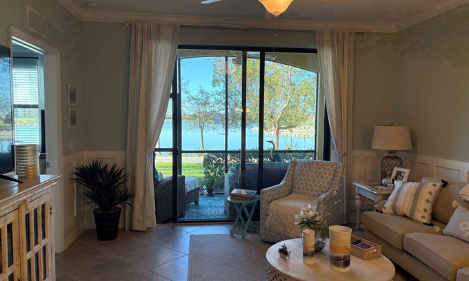 Naples Condo | Bonita National Resort Style Golfing Community Condo