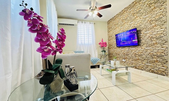 Sabana Llana Norte House | Bonita’s Home in San Juan