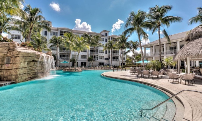 Bonita Shores Condo | Bonita Village #1304 - Living the Dream!