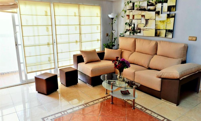 Jardin de la Abadia Apartment | Bonito apartamento céntrico y cerca de la playa.