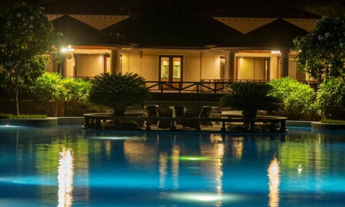Manjakuppam Hotel | Bonjour Bonheur Ocean Spray