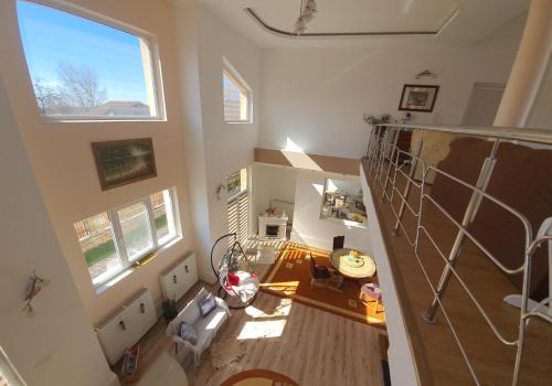 Tirgu Jiu House | Bonton Rooms