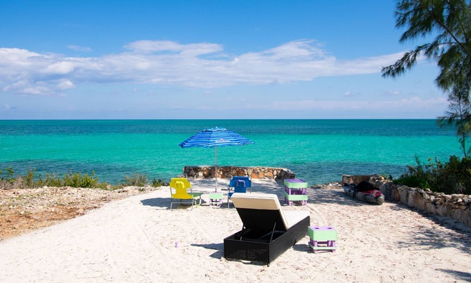 Spanish Wells House | Boo's Bungalow - nFamily and Dog Friendly Waterfront, NOT BEACHFRONT, Cottage