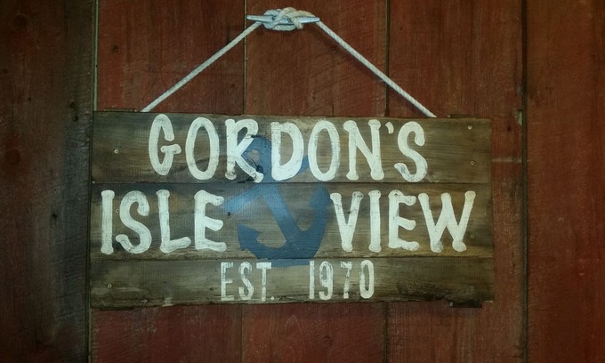 Little Sturgeon House | BOOK 2025 NOW WATERFRONT-ISLAND LIKE- FIRE PIT-SUNRISE SUNSET-RELAX-PRIVATE YARD