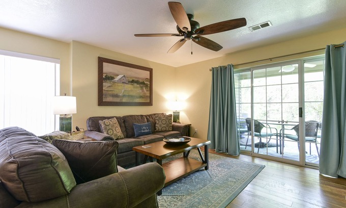 Branson Condo | Book Fall dates now! Cozy. 2nd bath update! Master spa shower!