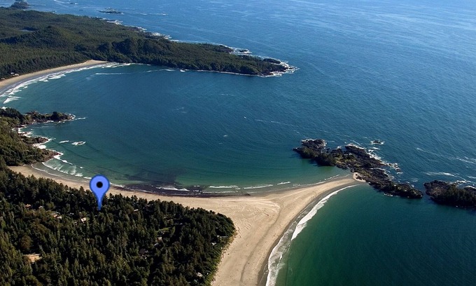 Tofino Cabin | Book your Chesterman Beach Cottage 90 feet to the Beach today!