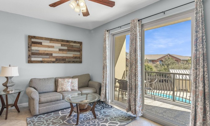 Fort Walton Beach - Destin Condo | Book your summer beach vacation today! Beach Service & Garage Parking Included!