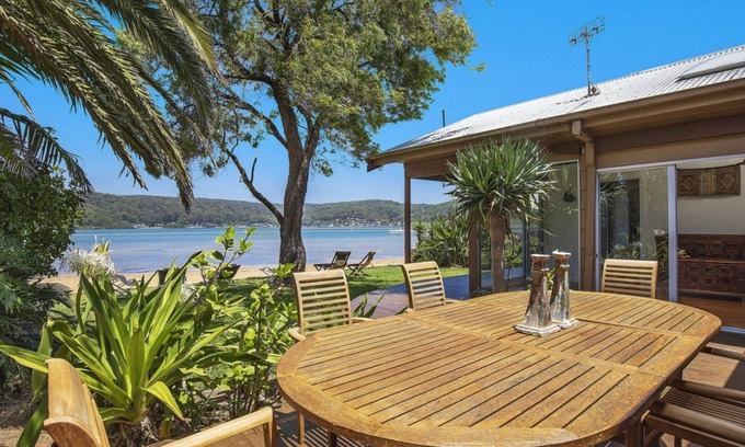 Booker Bay House | BOOKER BAY BEACH HOUSE FAMILY FUN