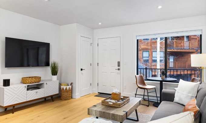 Telluride Apartment | Boomerang 203 - A Telluride Retreat