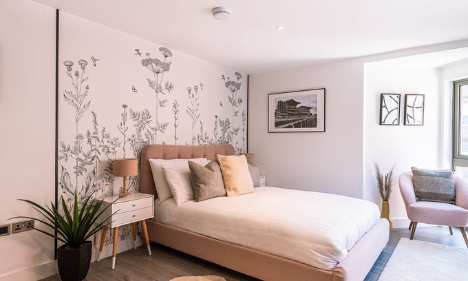 Bootham Apartment | Bootham Row Escape - a couples retreat that sleeps 2 guests in 1 studio