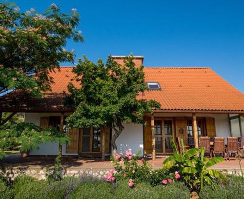 Nagyharsany House | BorászPorta