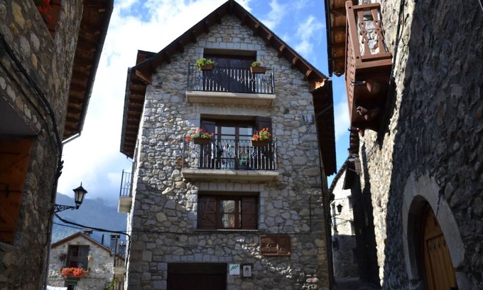 Cerler Apartment | Borda Marianet. Apartamento El Solans