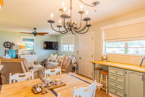 Laguna Beach House | Borde Del Mar | Laguna Beach |Steps to the SAND!