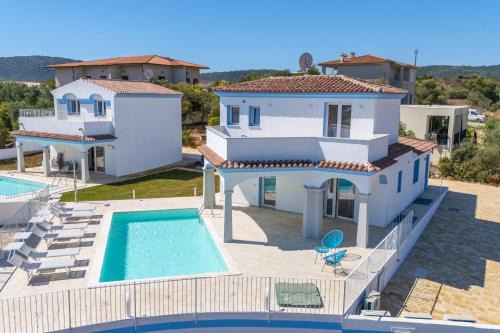 Budoni House | Borgo Bianco affittacamere