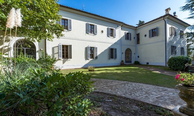 Camerino Villa | Borgo Colle Ridente 13, Emma Villas