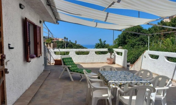 Magomadas Apartment | Bosa Apartment large terrace with a view