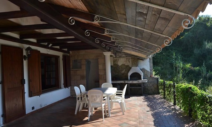 Magomadas Villa | Bosa: House/Villa - ModoloBig house