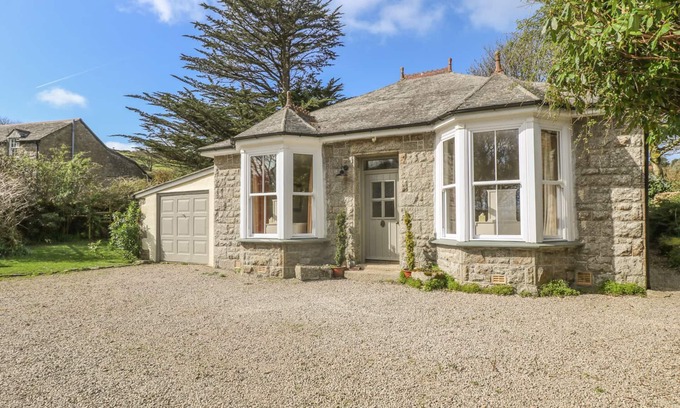 New Mill House | BOSKEDNAN WARTHA, family friendly, with a garden in Penzance