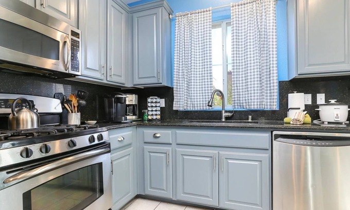 Las Vegas House | Bossey Blue Moon
